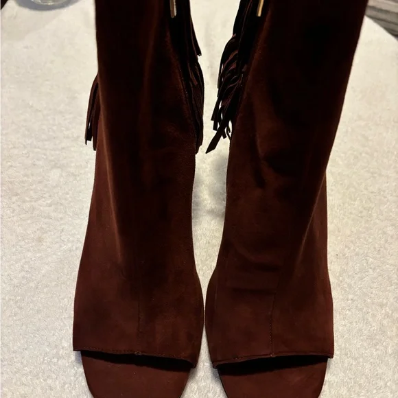 Brand New Suede Ankle Boots By VINCE CAMUTO - Size11 M - Box 47 - Picture 3 of 7